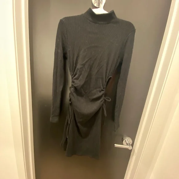 Forever 21 | Dresses | Worn X Forever 21 Side Cut Out Long Sleeved Dress |  Poshmark